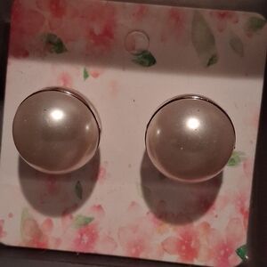 Elegant Faux Pearl Stud Earrings